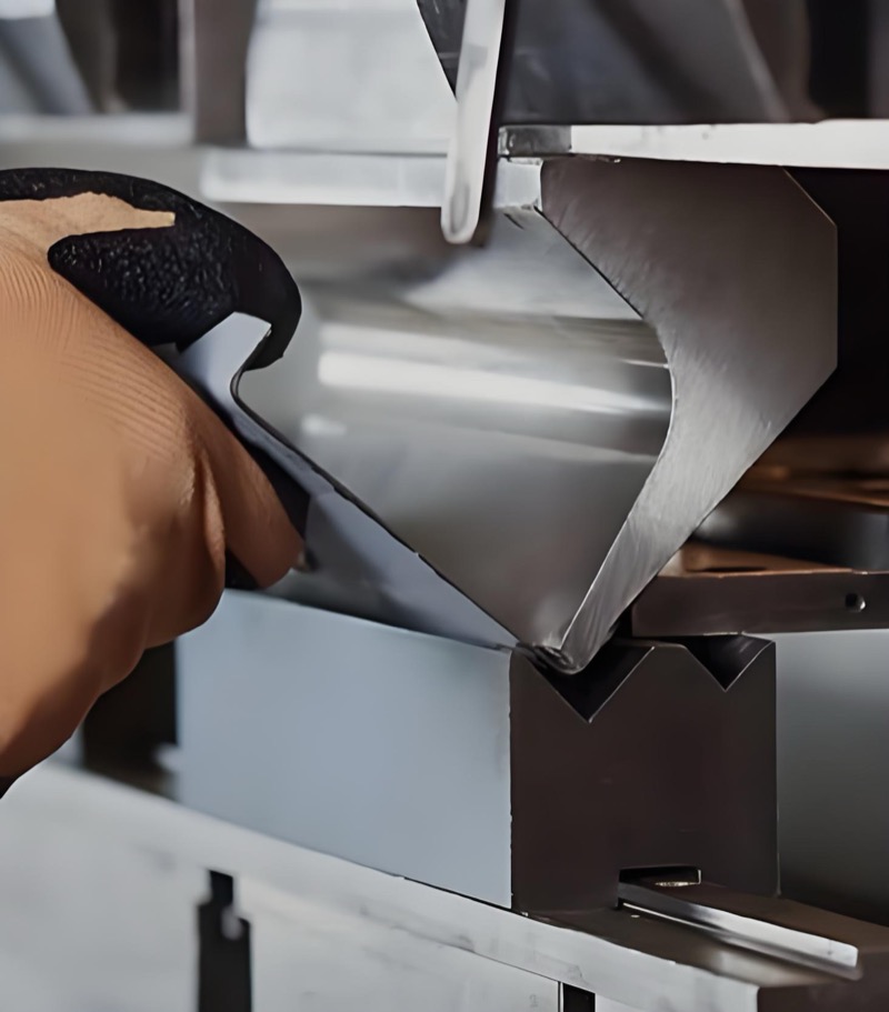 Xinda's Precision Sheet Metal Bending