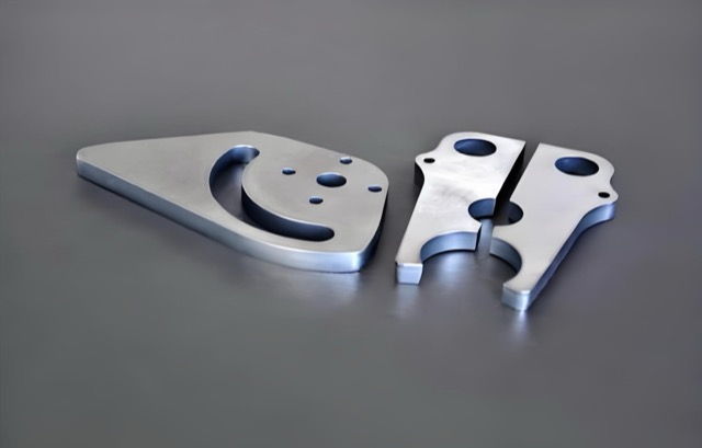 Fiber Laser Cutting